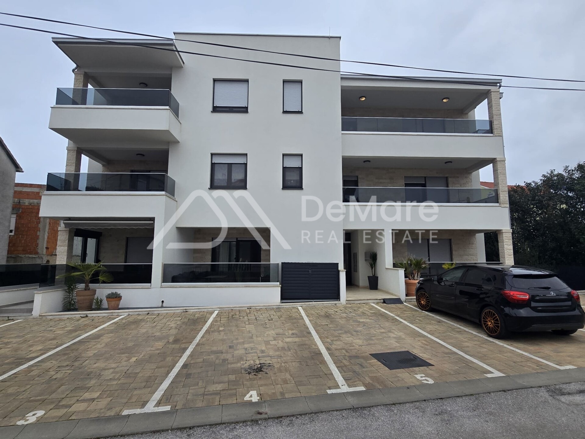 Demare.hr - Zadar - Borik